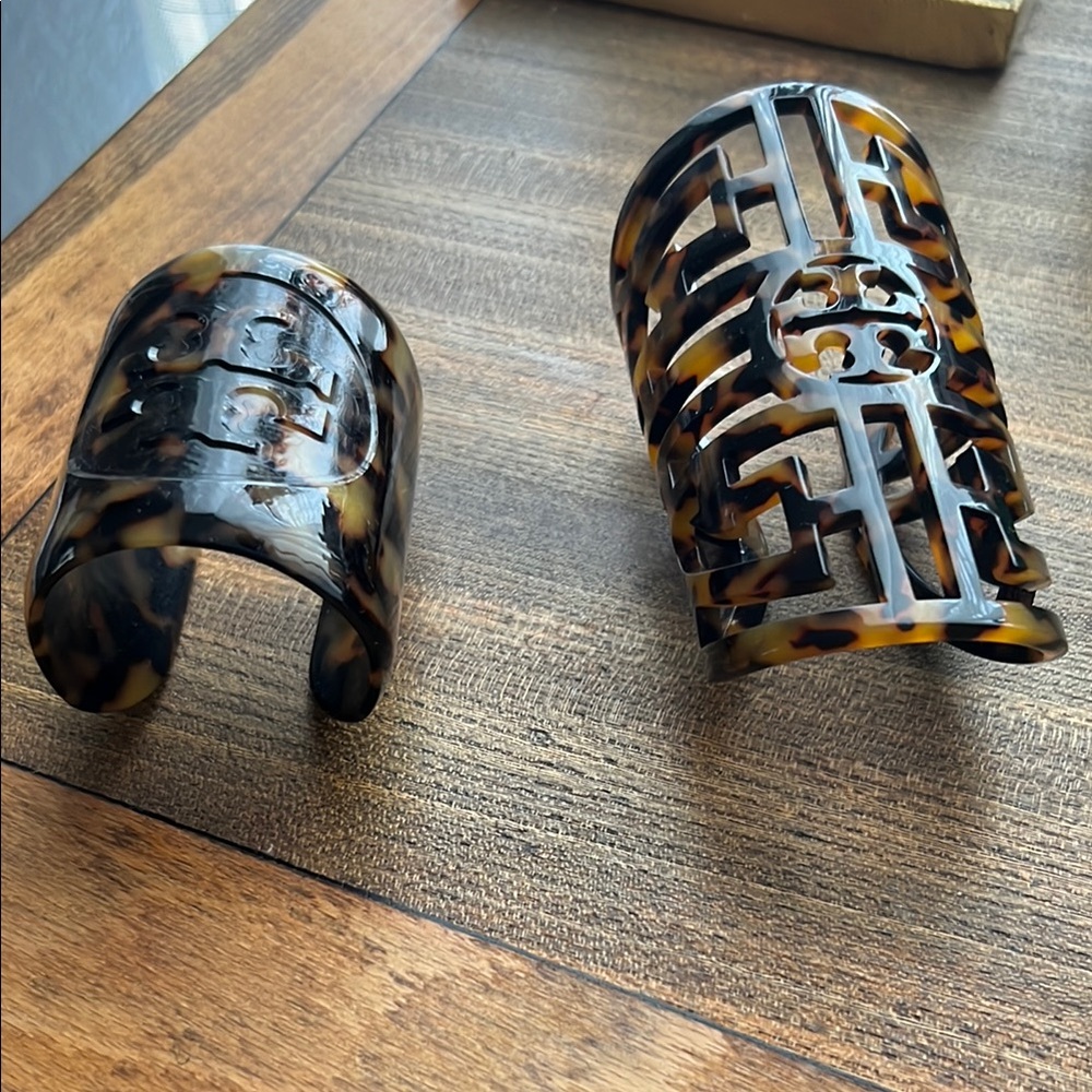 Tory Burch Tortoiseshell Logo Cutout Hair Cuffs - Brown/Amber/Black